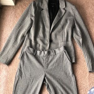 Banana Republic pant suit